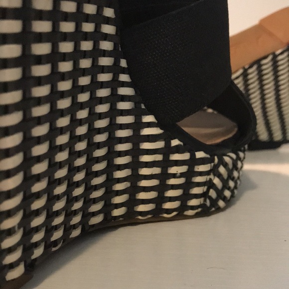 Lucky Brand Oxford Wedges 🔳🔲🔳 - Picture 14 of 17